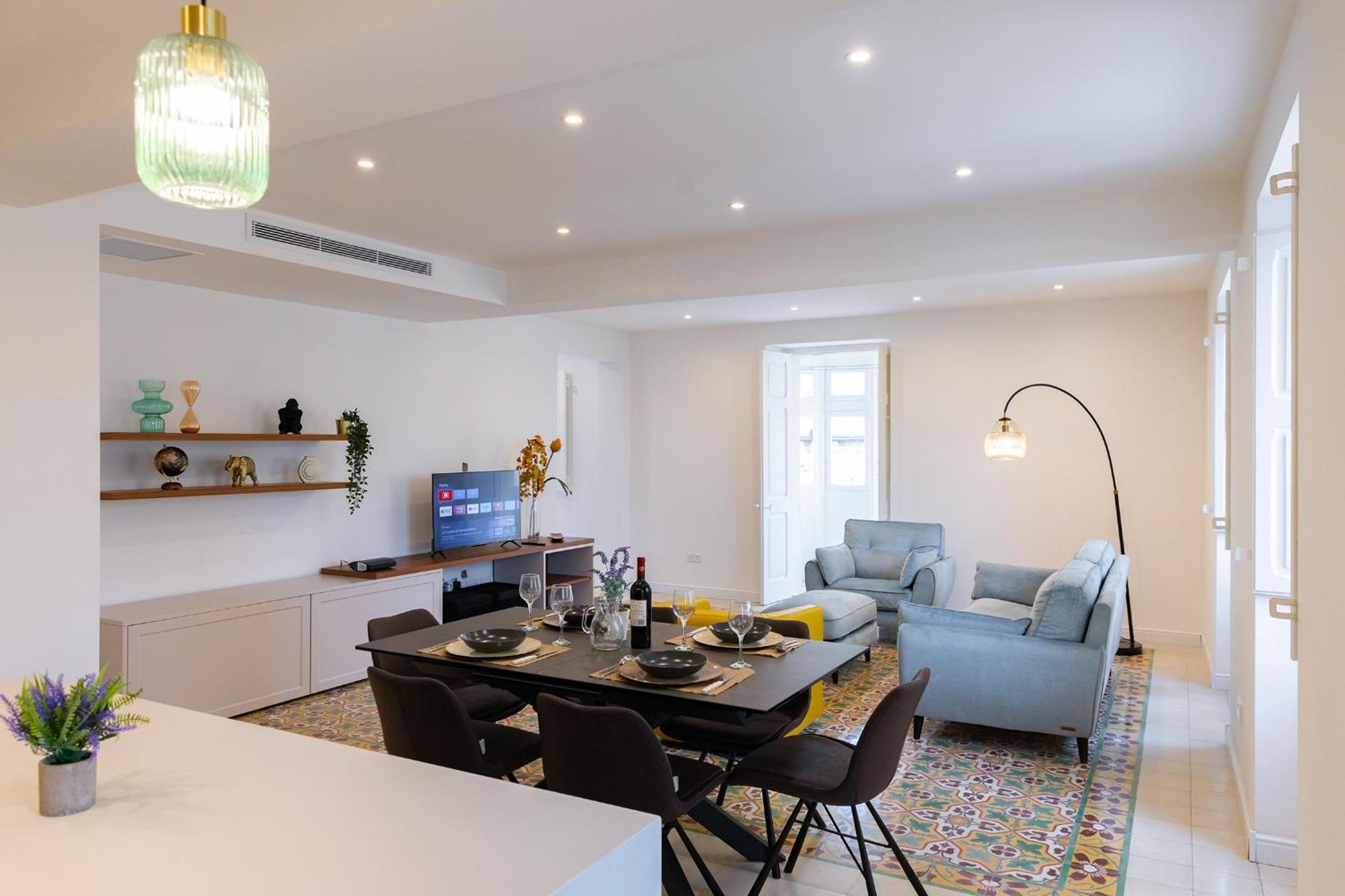 Florette Suite Designer Finish With Stunning Lounge Terrace By Arcobnb Φλοριάνα Εξωτερικό φωτογραφία