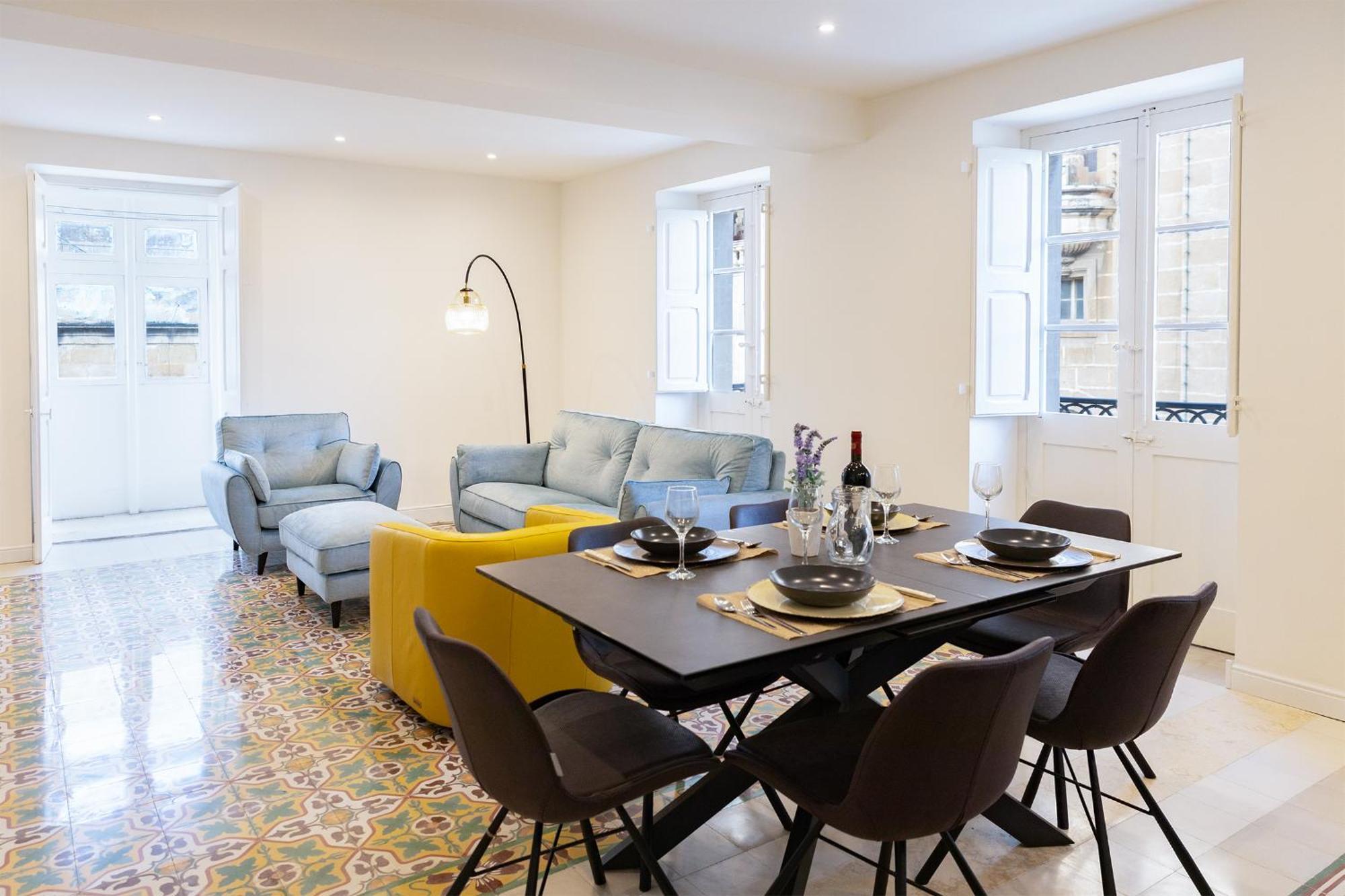 Florette Suite Designer Finish With Stunning Lounge Terrace By Arcobnb Φλοριάνα Εξωτερικό φωτογραφία