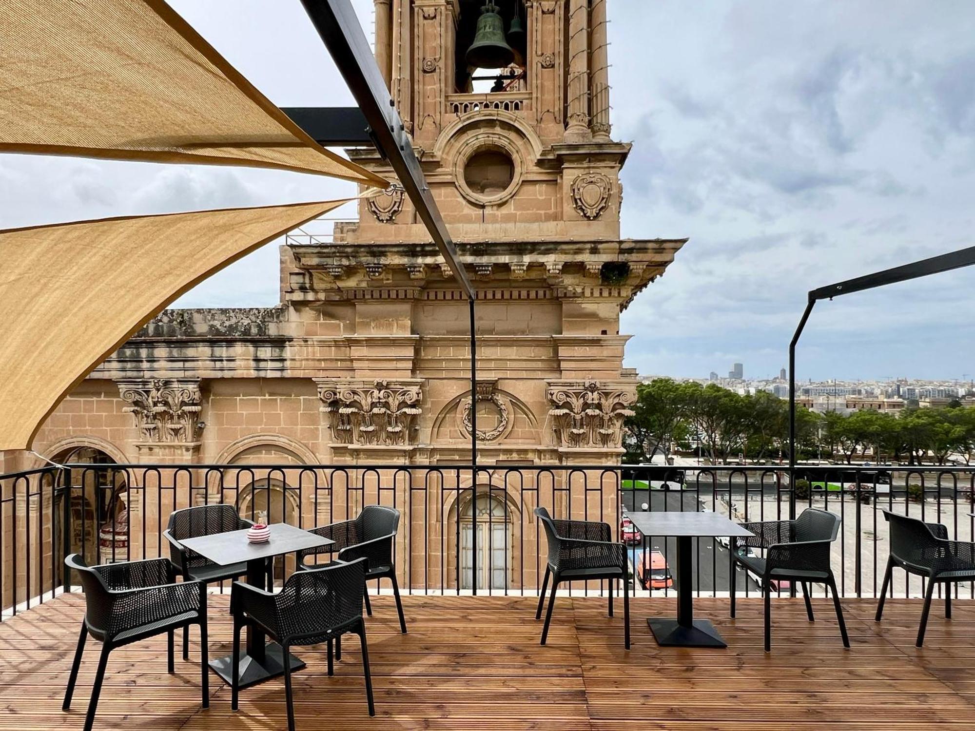 Florette Suite Designer Finish With Stunning Lounge Terrace By Arcobnb Φλοριάνα Εξωτερικό φωτογραφία